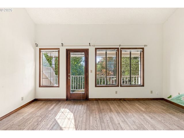 3102 Nw 16TH Ave, Camas, WA 98607