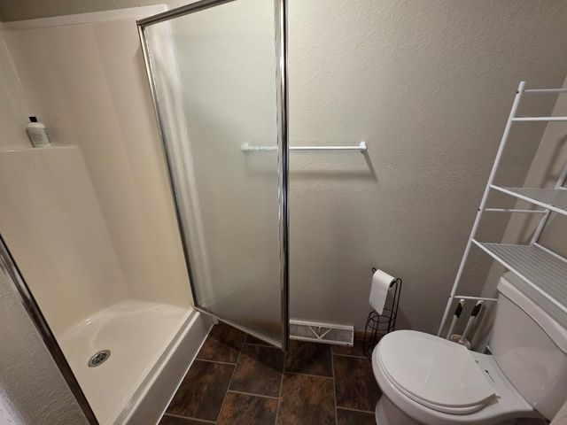 128 Lake Shore Drive, Wisconsin Dells, WI 53965