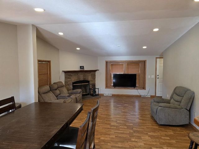 128 Lake Shore Drive, Wisconsin Dells, WI 53965