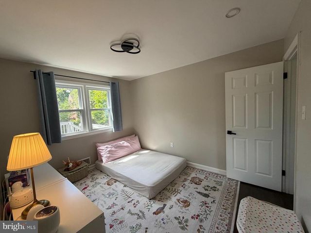 7502 ALFRED DR, Silver Spring, MD 20910