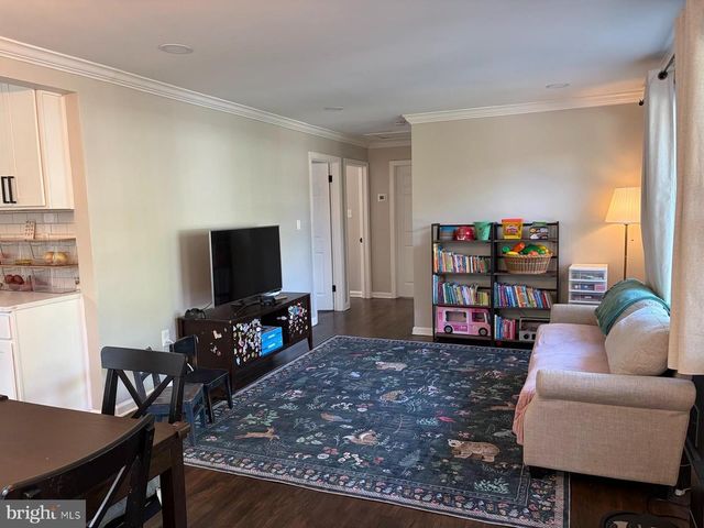 7502 ALFRED DR, Silver Spring, MD 20910