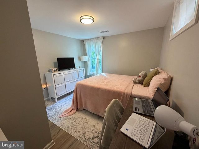 7502 ALFRED DR, Silver Spring, MD 20910