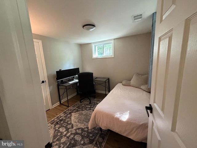 7502 ALFRED DR, Silver Spring, MD 20910