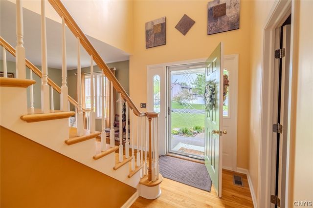 8624 Disraeli Path, Cicero, NY 13039