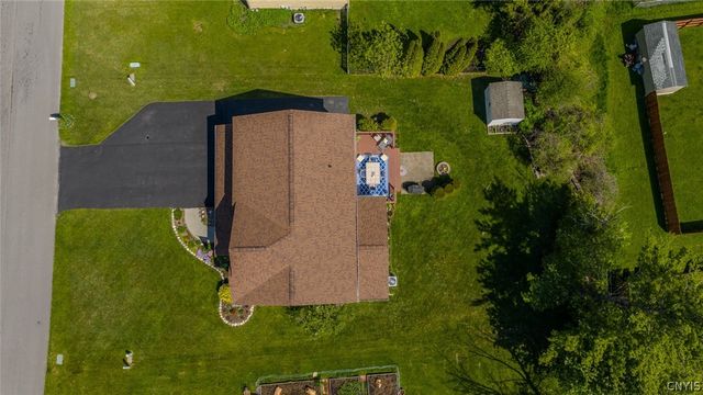 8624 Disraeli Path, Cicero, NY 13039