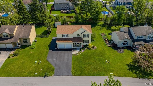 8624 Disraeli Path, Cicero, NY 13039