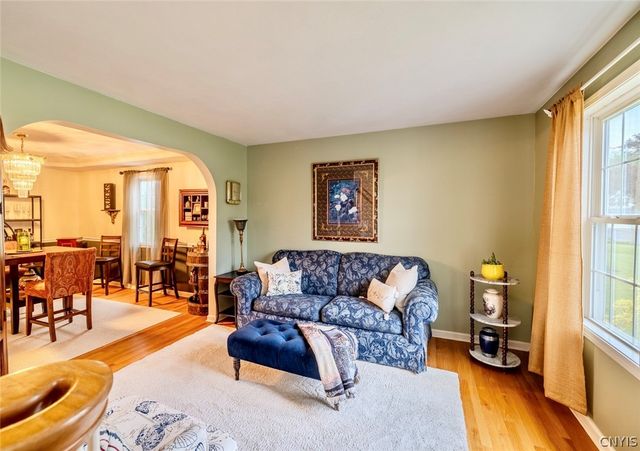 8624 Disraeli Path, Cicero, NY 13039