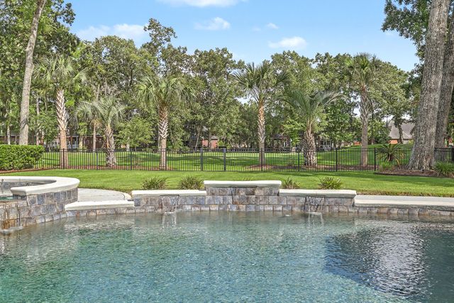4296 Persimmon Woods Drive, North Charleston, SC 29420