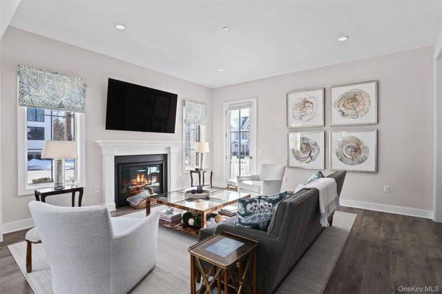 2 Dewitt Drive, Chappaqua, NY 10514