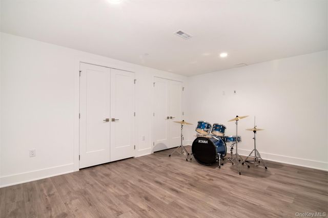 2 Dewitt Drive, Chappaqua, NY 10514