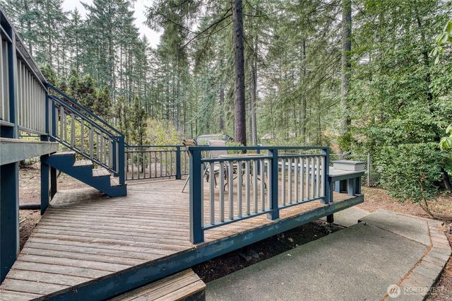 8788 Deeridge Place SE, Port Orchard, WA 98367