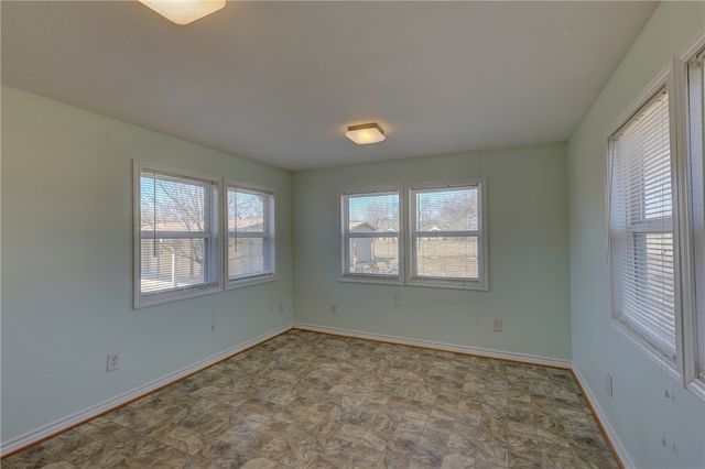 117 E Denmark Street, Walnut Springs, TX 76690