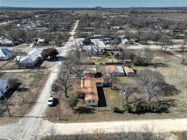 117 E Denmark Street, Walnut Springs, TX 76690