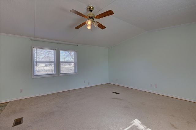 117 E Denmark Street, Walnut Springs, TX 76690