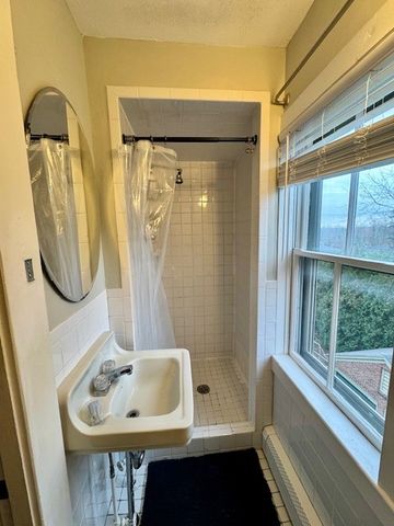 263 Doyle Avenue 265, Providence, RI 02906