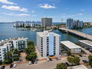 2016 Bay Drive 504, Miami Beach, FL 33141