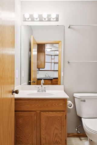 8853 Branson Drive 28, Inver Grove Heights, MN 55076