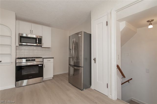 4038 W 140th Street, Cleveland, OH 44135