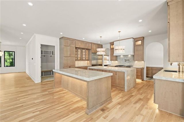 1081 Hershey Drive, Marietta, GA 30062