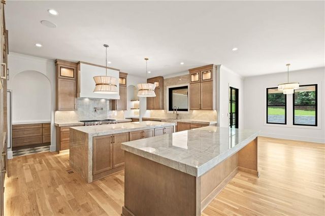 1081 Hershey Drive, Marietta, GA 30062