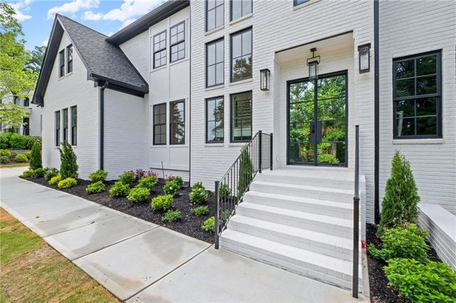 1081 Hershey Drive, Marietta, GA 30062