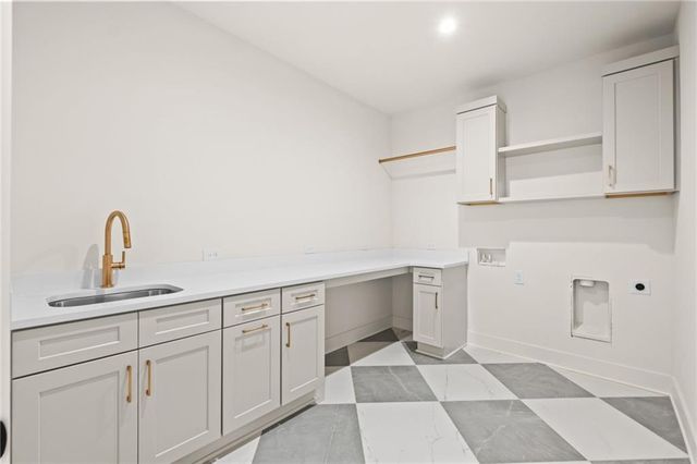 1081 Hershey Drive, Marietta, GA 30062