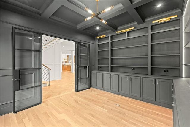 1081 Hershey Drive, Marietta, GA 30062