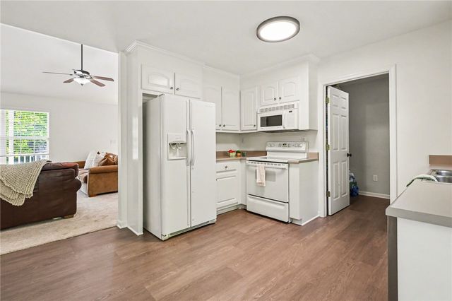 105 S Fox Circle, Piedmont, SC 29673