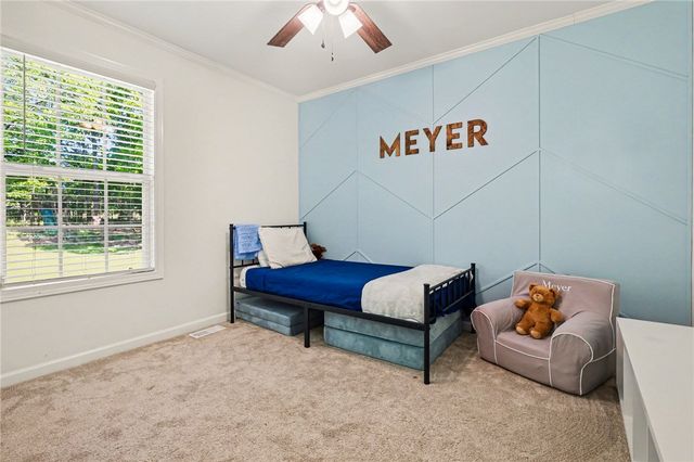 105 S Fox Circle, Piedmont, SC 29673