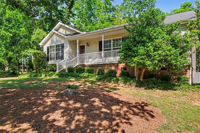 105 S Fox Circle, Piedmont, SC 29673