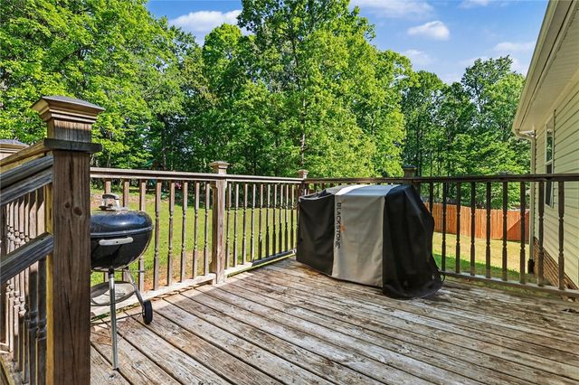 105 S Fox Circle, Piedmont, SC 29673