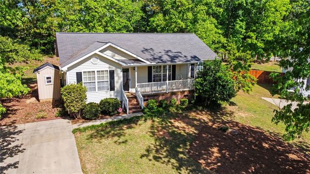 105 S Fox Circle, Piedmont, SC 29673