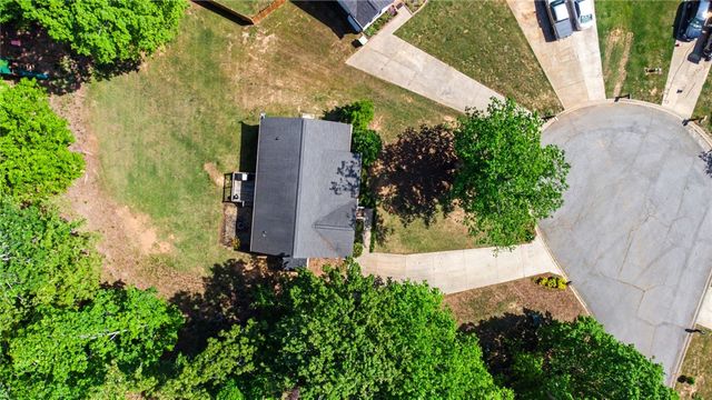 105 S Fox Circle, Piedmont, SC 29673