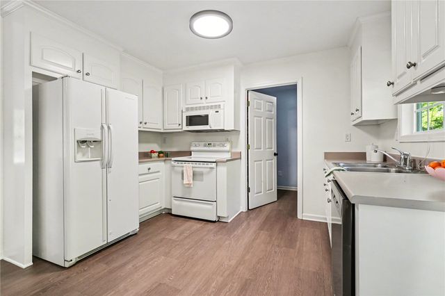 105 S Fox Circle, Piedmont, SC 29673