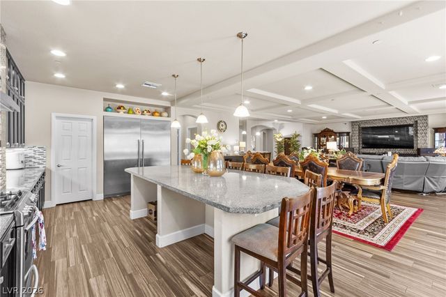 4211 Abernethy Forest Place, Las Vegas, NV 89141