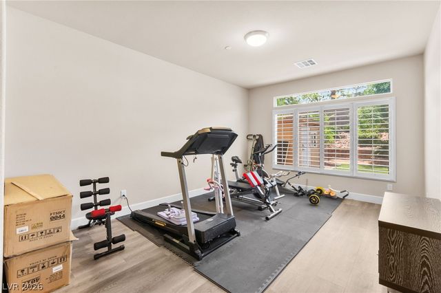 4211 Abernethy Forest Place, Las Vegas, NV 89141
