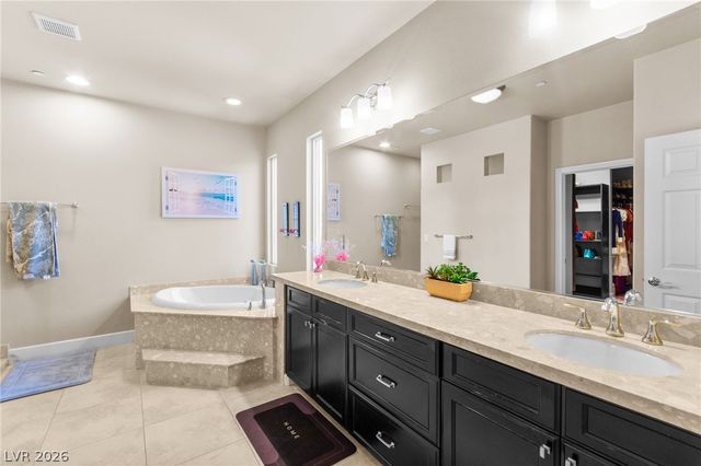 4211 Abernethy Forest Place, Las Vegas, NV 89141