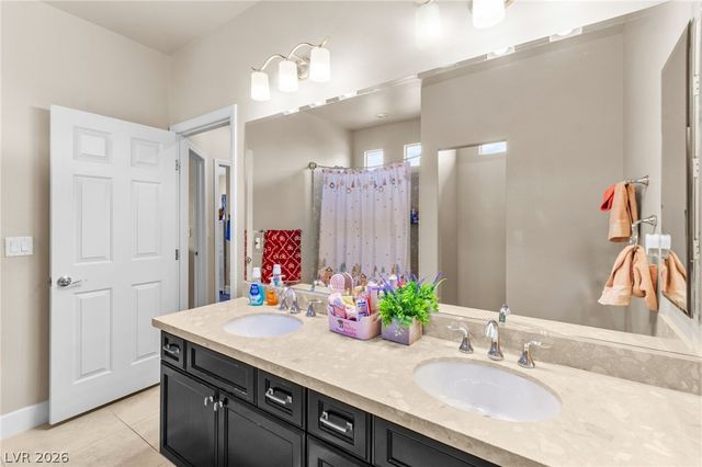 4211 Abernethy Forest Place, Las Vegas, NV 89141