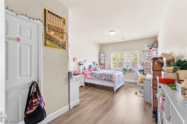 4211 Abernethy Forest Place, Las Vegas, NV 89141