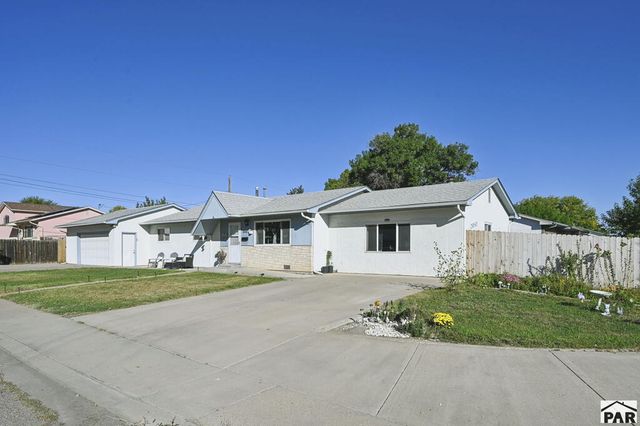 2041 Vinewood Ln, Pueblo, CO 81005