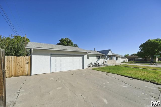 2041 Vinewood Ln, Pueblo, CO 81005