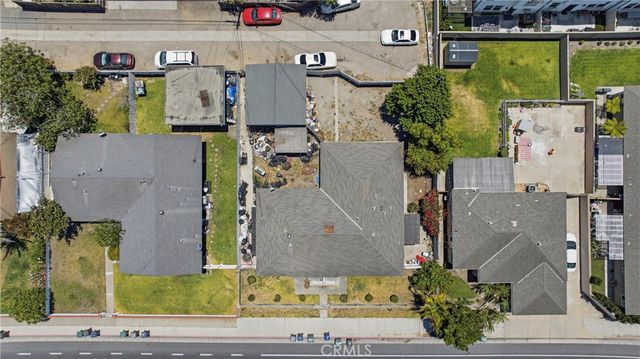8122 Slater, Huntington Beach, CA 92647