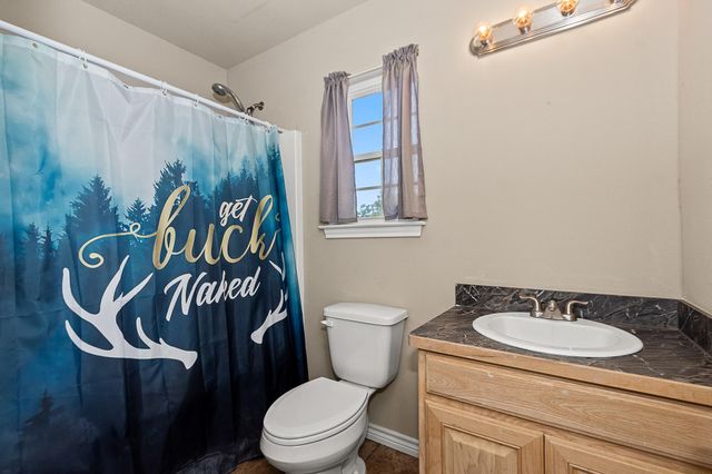 3992 County Road 244, Brazoria, TX 77422