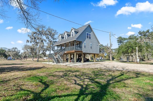 3992 County Road 244, Brazoria, TX 77422