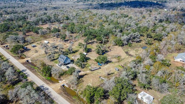 3992 County Road 244, Brazoria, TX 77422