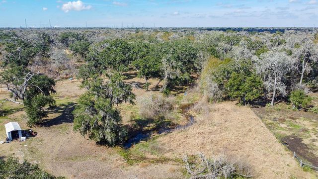3992 County Road 244, Brazoria, TX 77422