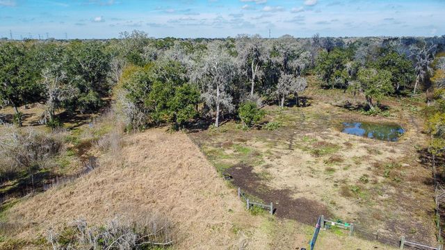 3992 County Road 244, Brazoria, TX 77422