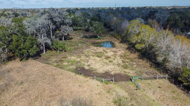 3992 County Road 244, Brazoria, TX 77422