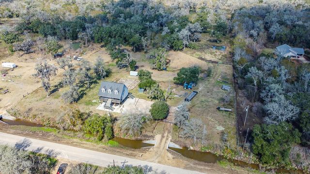 3992 County Road 244, Brazoria, TX 77422