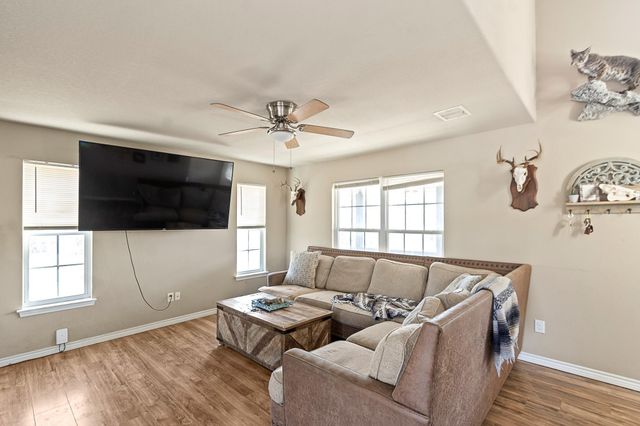 3992 County Road 244, Brazoria, TX 77422